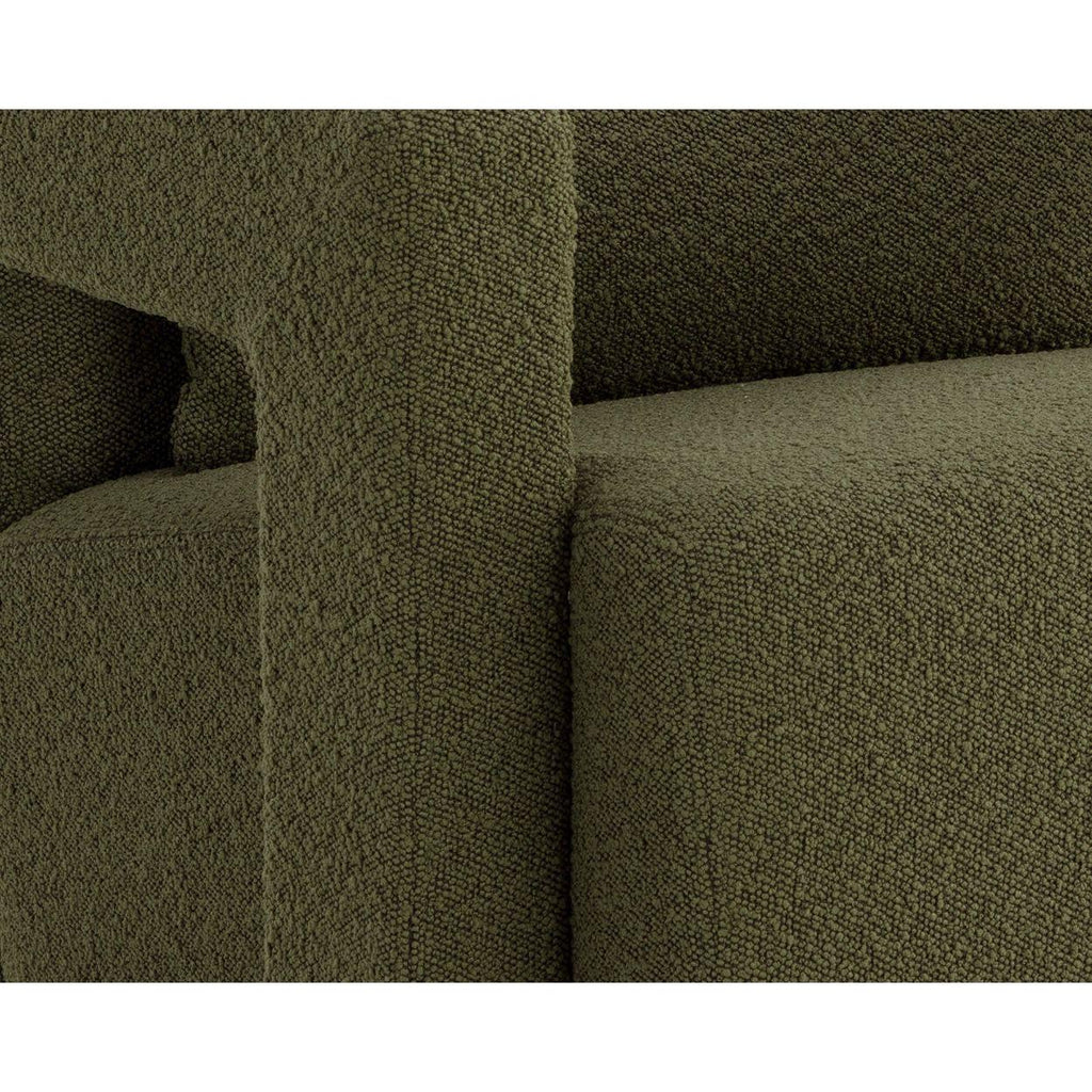 Chaise longue inclinable en bouclette et acier doré antique avec accoudoirs sculptés pour salon