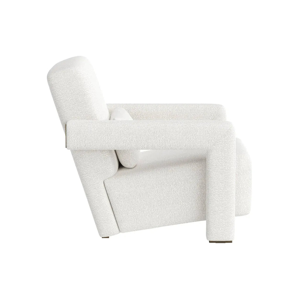 Chaise longue inclinable en bouclette et acier doré antique avec accoudoirs sculptés pour salon