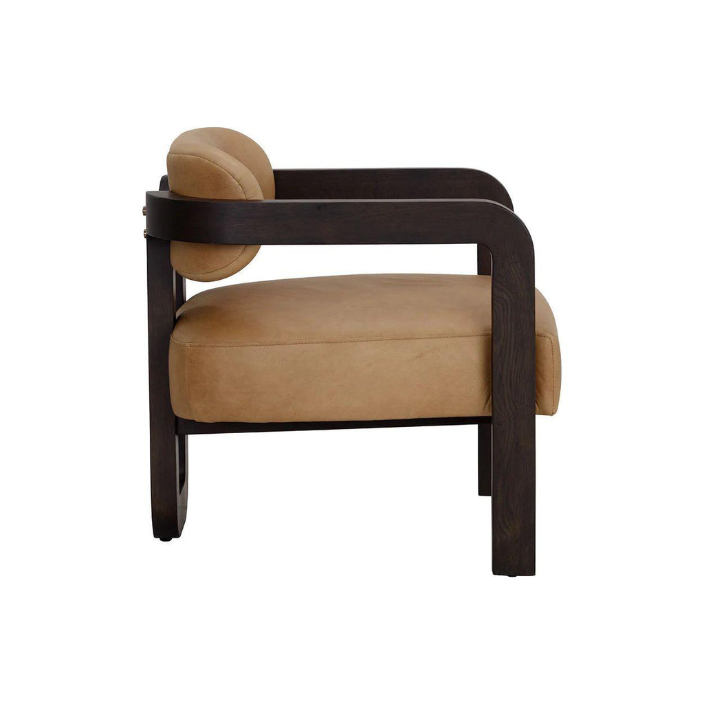 Fauteuil bas tripode en tissu Statuesque Performance et chêne brun avec accents en cuir pour le salon