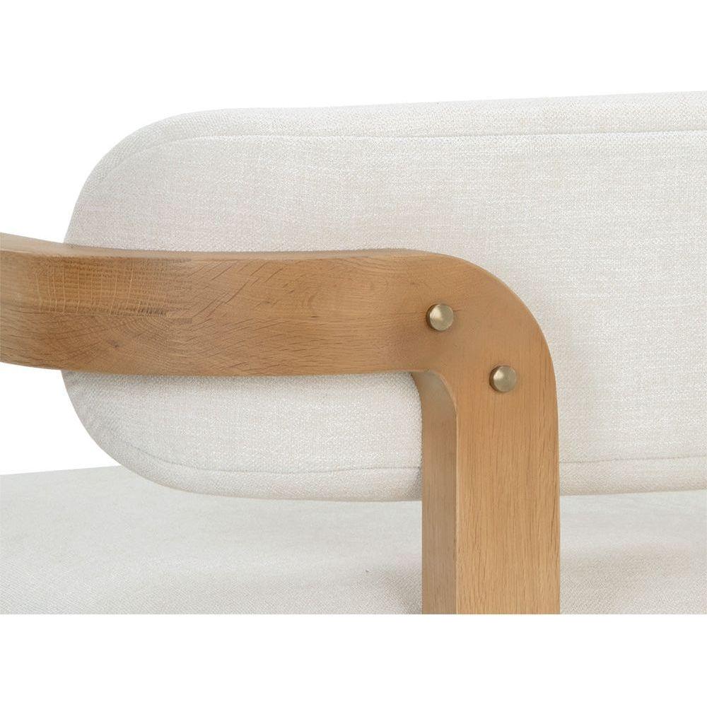 Fauteuil bas tripode en tissu Statuesque Performance et chêne brun avec accents en cuir pour le salon