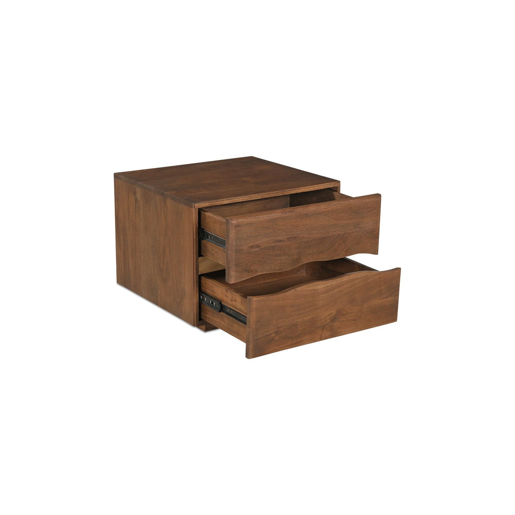 Table de chevet en acacia massif naturel et finition noyer avec détails de bords bruts et deux tiroirs pour chambre à coucher