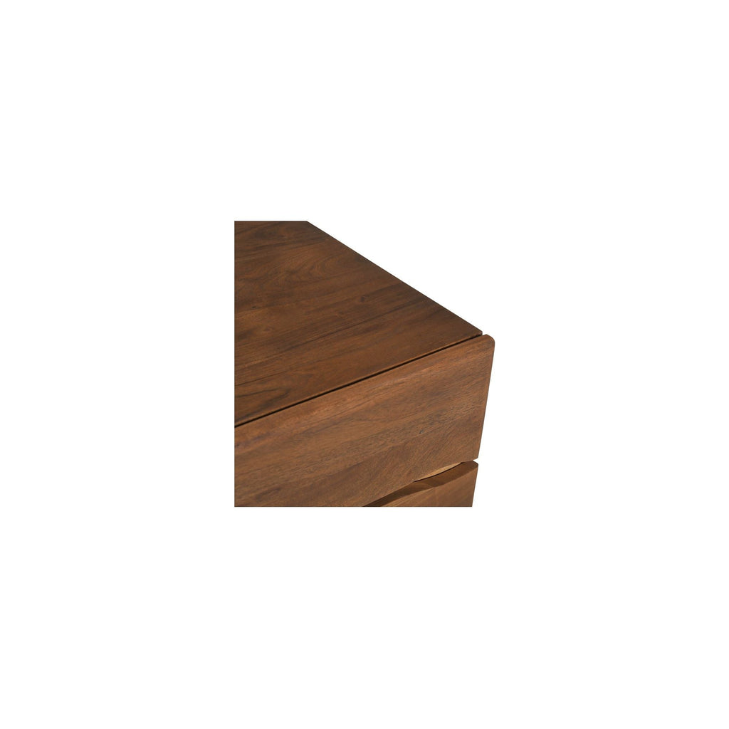 Table de chevet en acacia massif naturel et finition noyer avec détails de bords bruts et deux tiroirs pour chambre à coucher