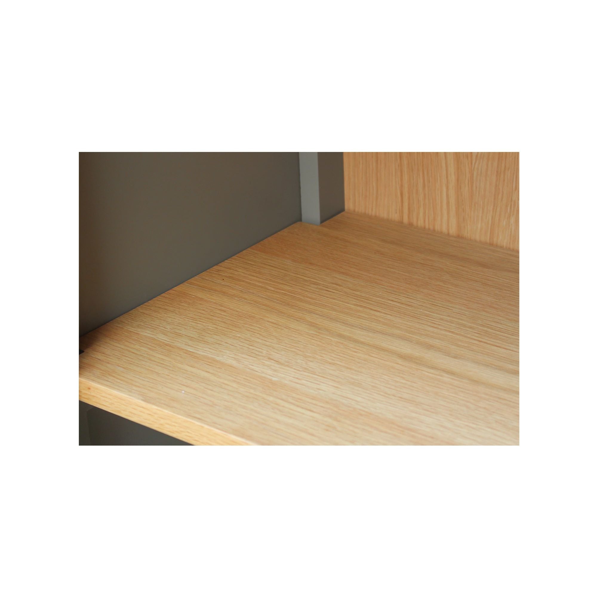 Armoire haute classique en hévéa et polyester rembourré avec cadre à lattes de soutien pour chambre à coucher