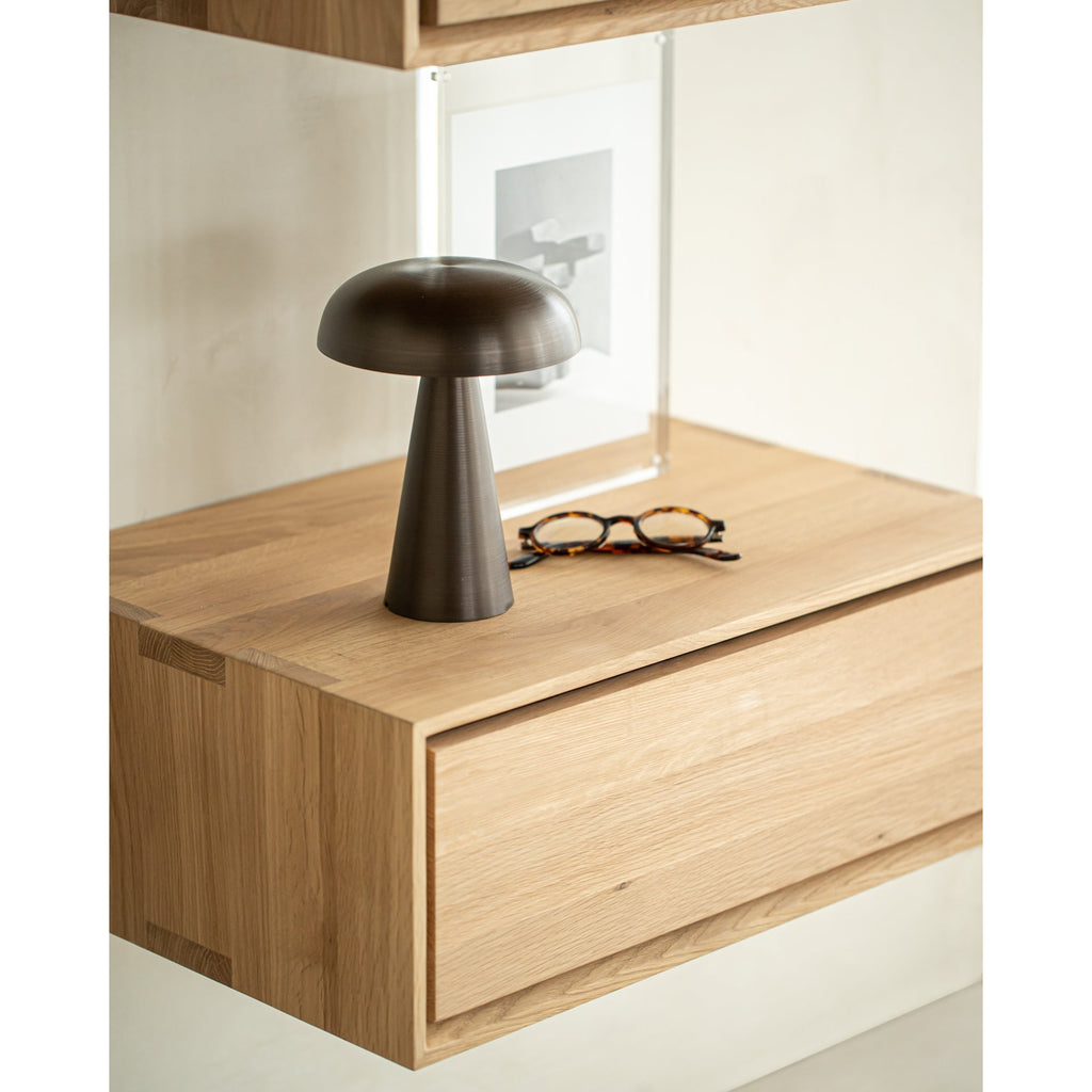 Table de chevet murale flottante scandinave en bois massif pour chambre à coucher