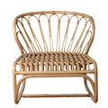 Fauteuil de jardin bas fait main en rotin indonésien et lin belge avec des accents en cuir brut pour terrasse ou jardin
