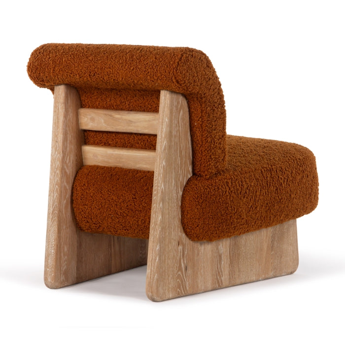 Fauteuil moderne classique en bouclette et chêne massif avec piètement luge pour salon ou bureau