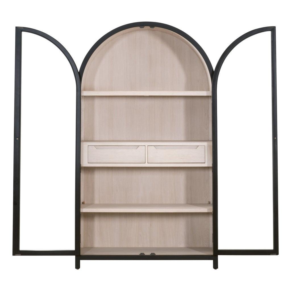 Vitrine de salon de style transitionnel en bouleau noir et verre trempé, avec cadre arqué et poignées dorées